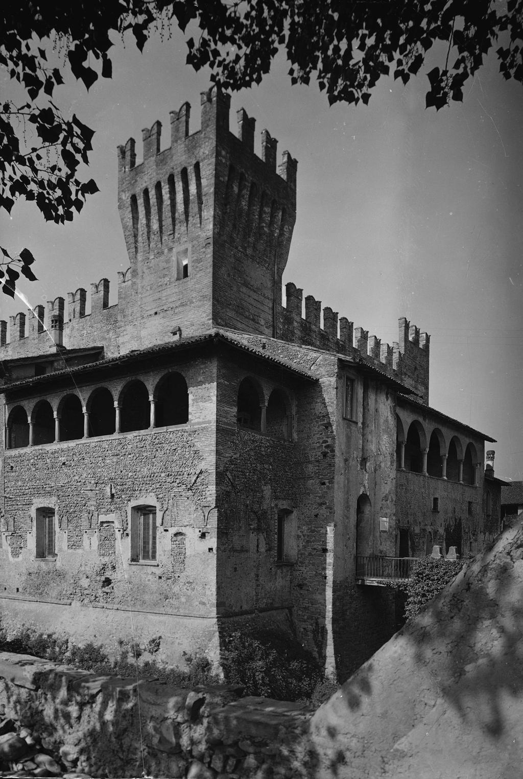 Castello Malpaga · Historify
