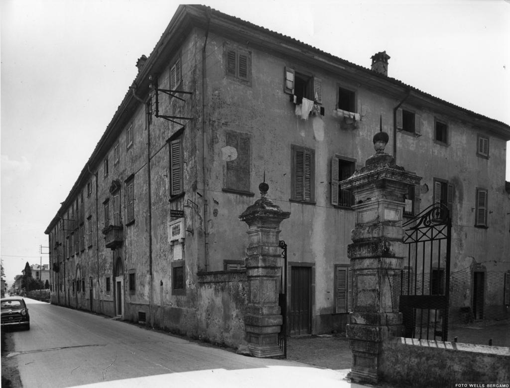 Villa Carrara · Historify