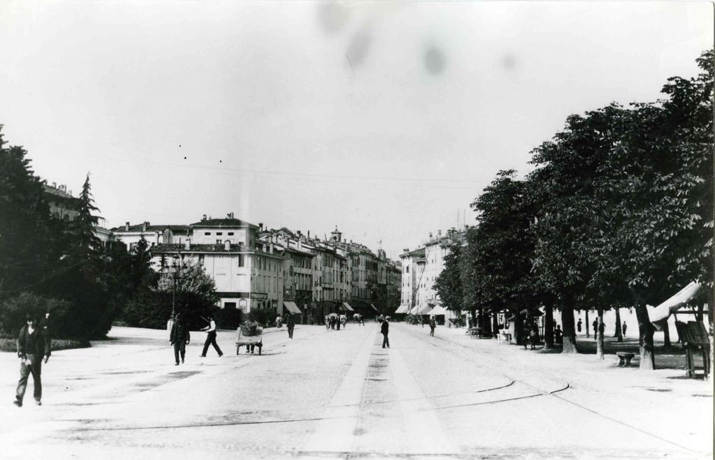 Bergamo · Historify