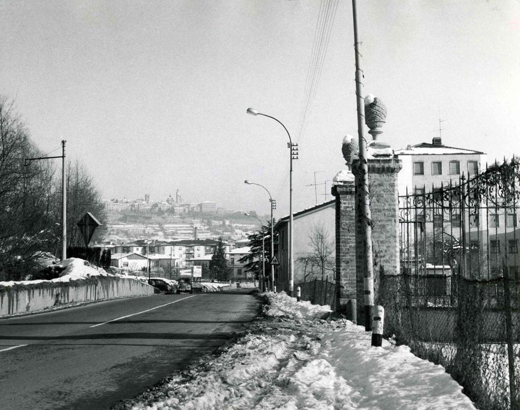 Bergamo Invernale · Historify
