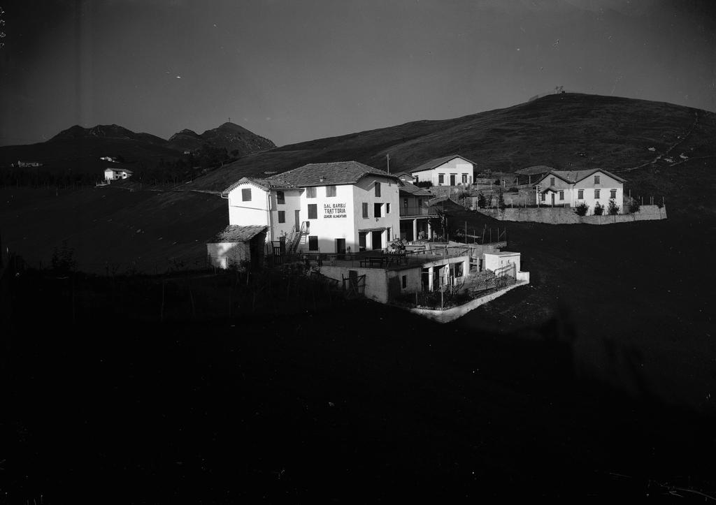 "Dal Barbù Trattoria" · Historify