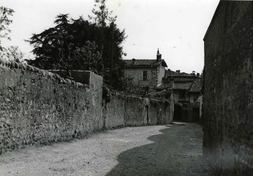 Via San Lazzaro, Bergamo · Historify