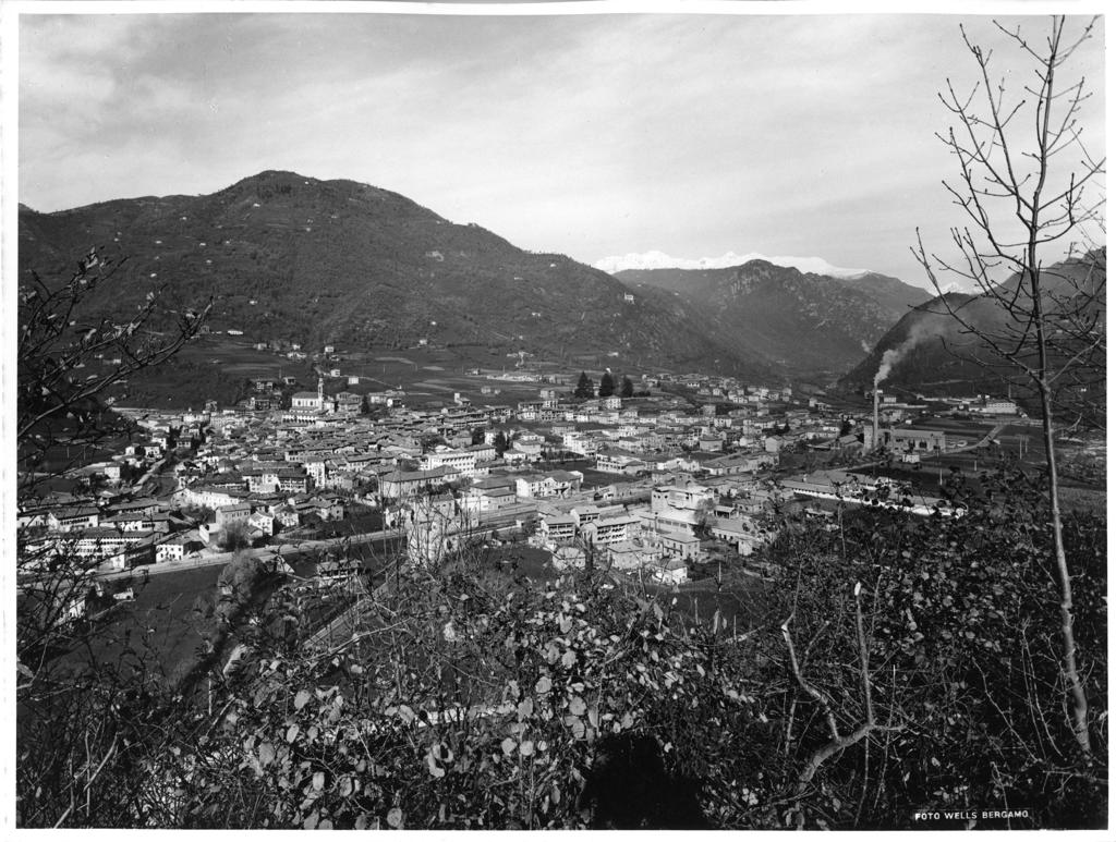 Vista su Vertova · Historify