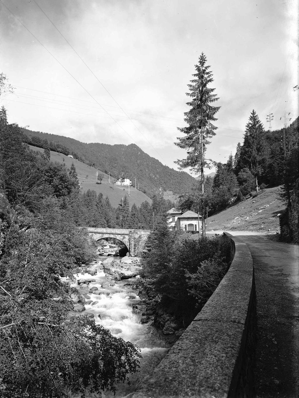 Paesaggio Con Ponte · Historify