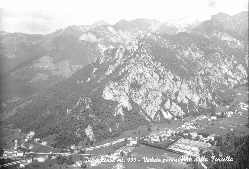 Montagne · Historify