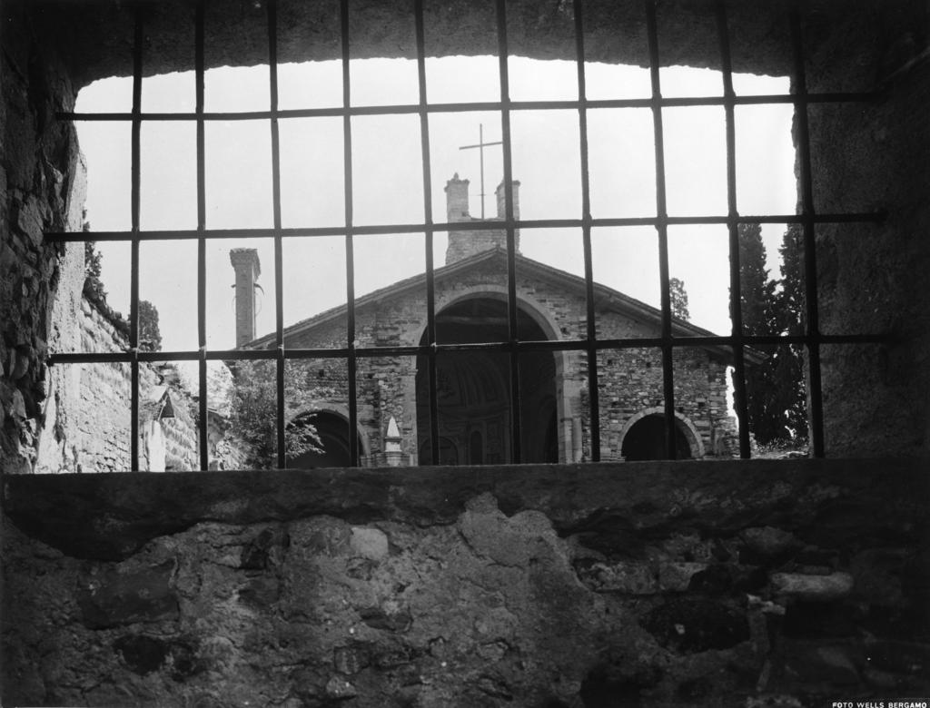 Basilica S. Giulia a Bonate Sotto · Historify