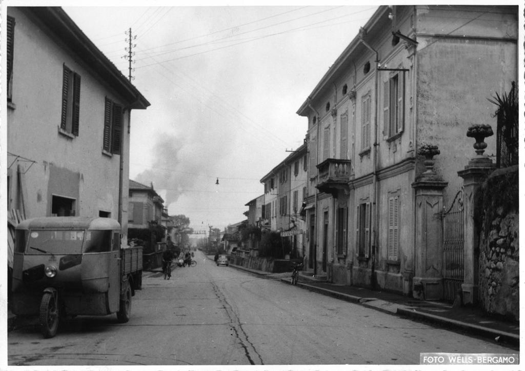 Strada All'Interno Di Calusco D'Adda · Historify