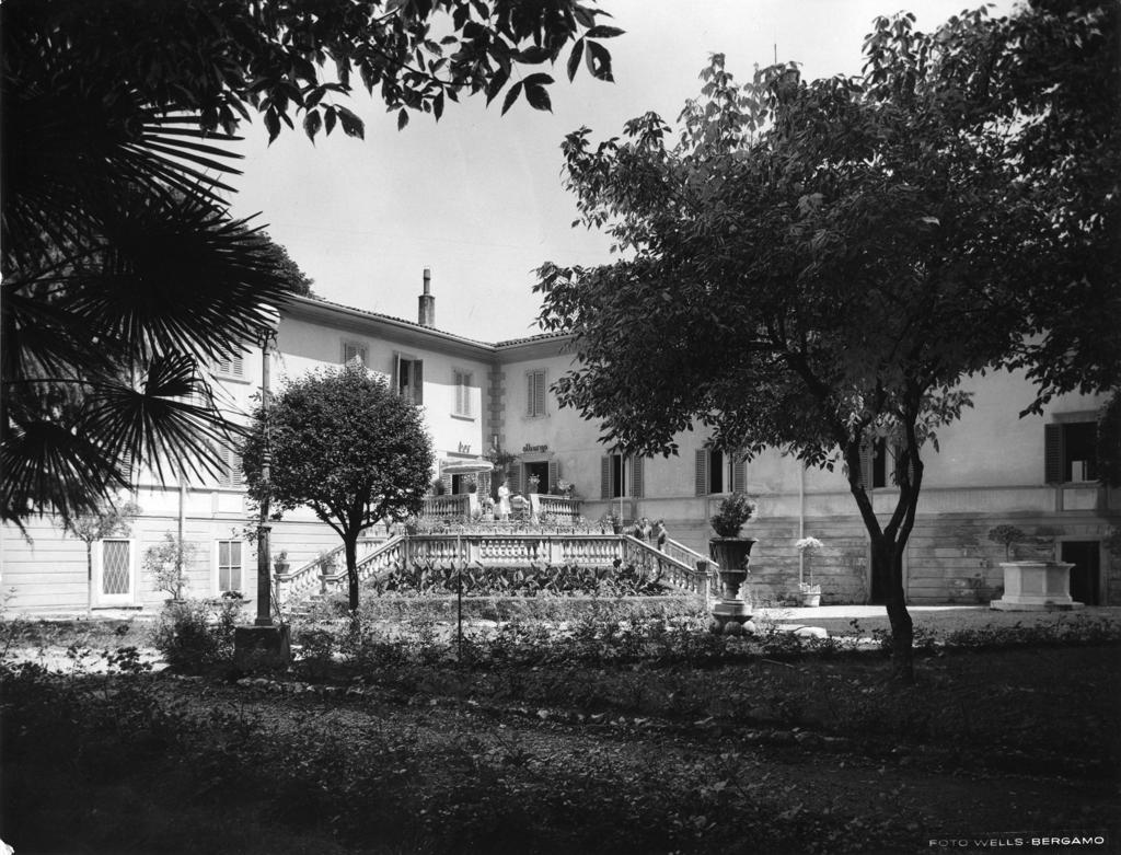 Villa A Trescore Balneario · Historify