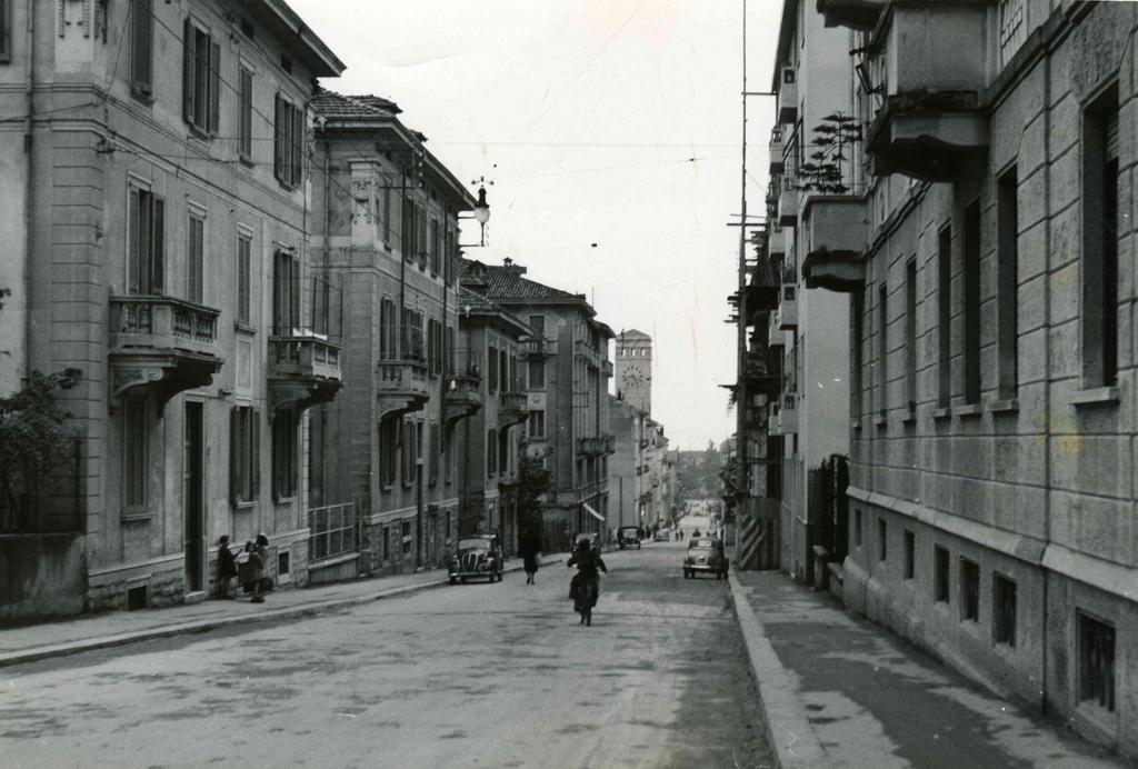 Via Locatelli · Historify