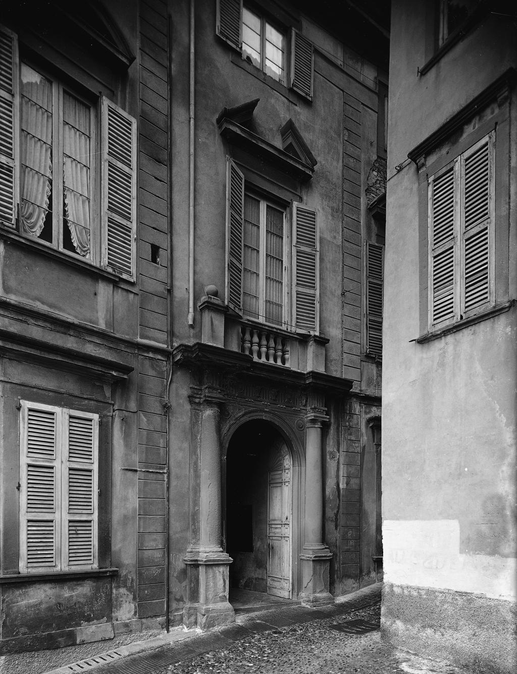 Ingresso Signorile · Historify