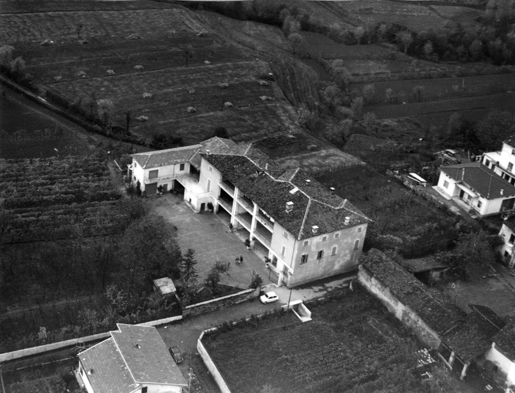 Sotto Il Monte · Historify