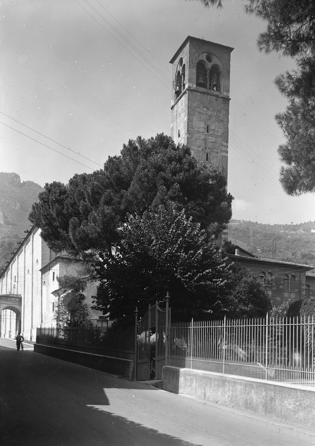 Esterno Chiesa · Historify