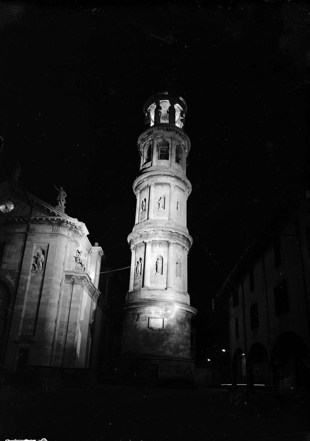 Campanile Di Urgano · Historify