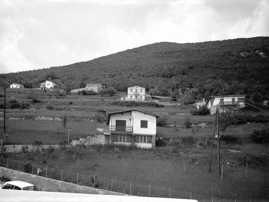 Vigolo - Località Squadre · Historify