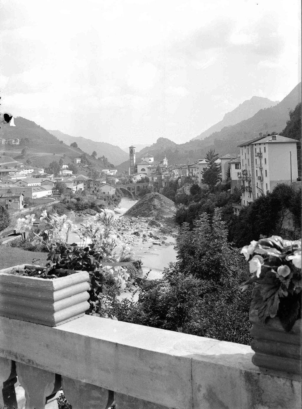San Giovanni Bianco · Historify