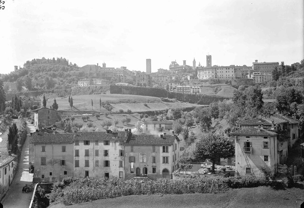 Colli Di Bergamo · Historify
