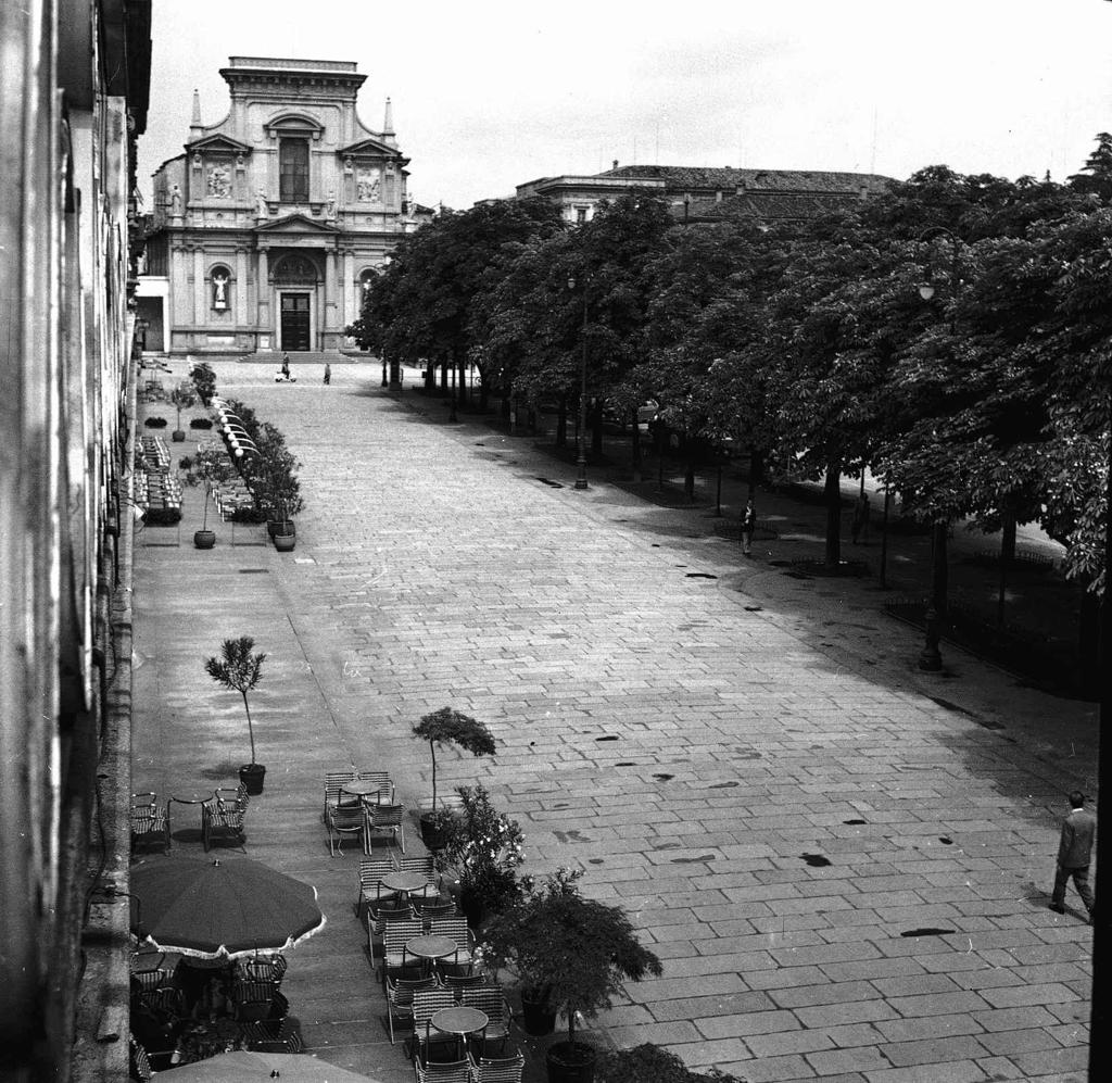 Sentierone · Historify