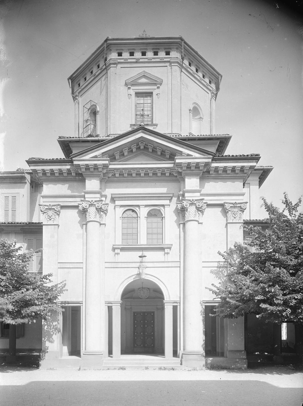 Chiesa · Historify
