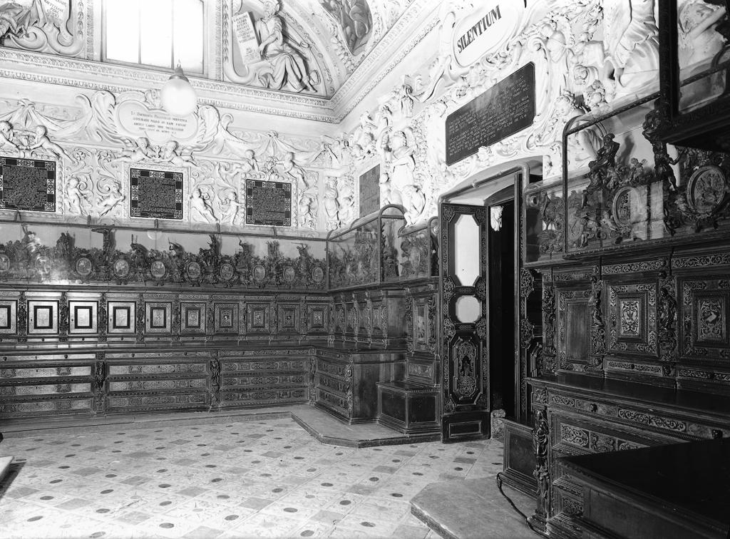 Decorazioni Religiose · Historify