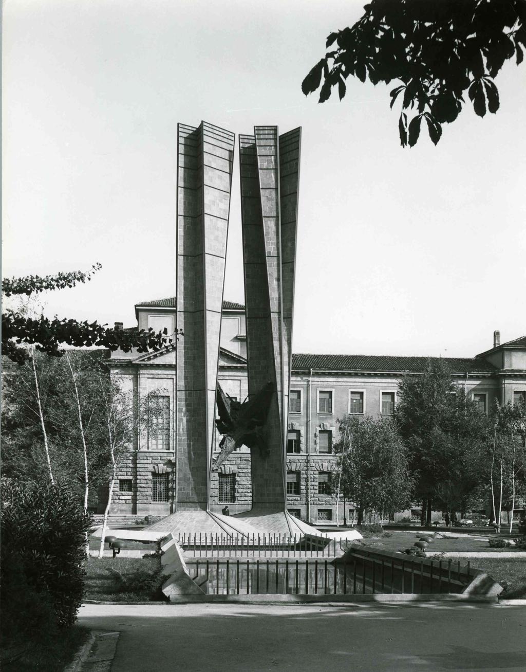 Monumento All'Alpino · Historify