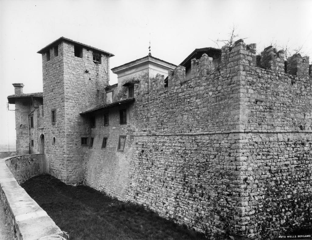 Castello Di Castel Di Calepio · Historify