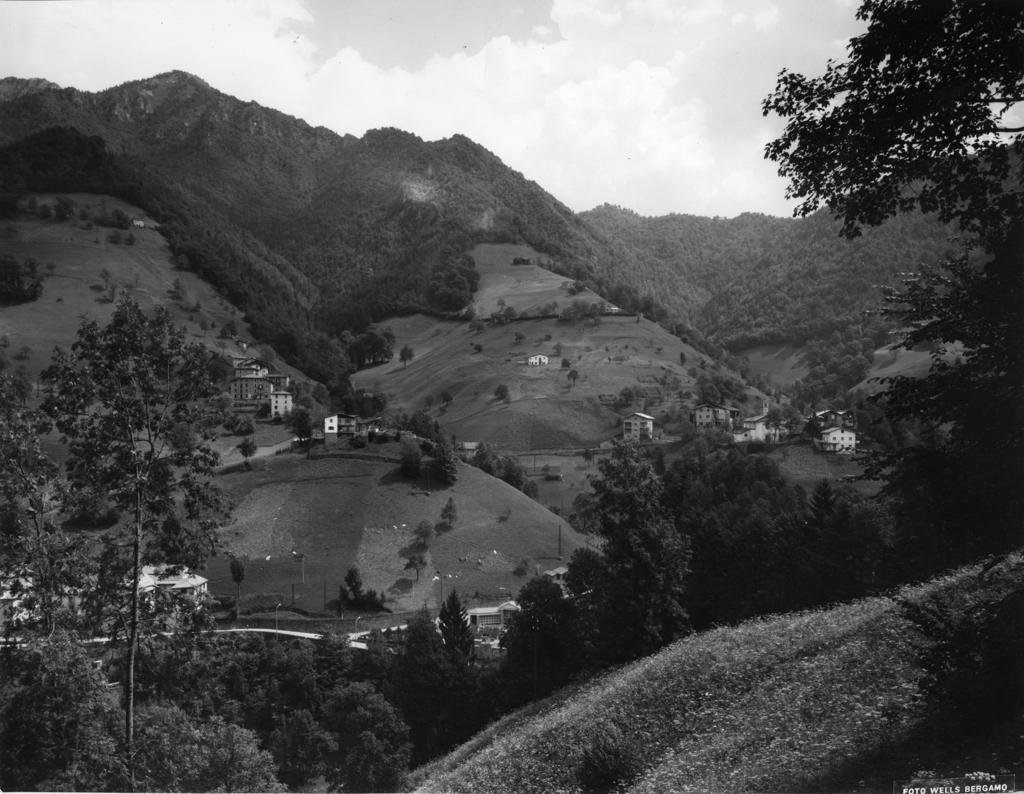 Veduta Di Averara · Historify