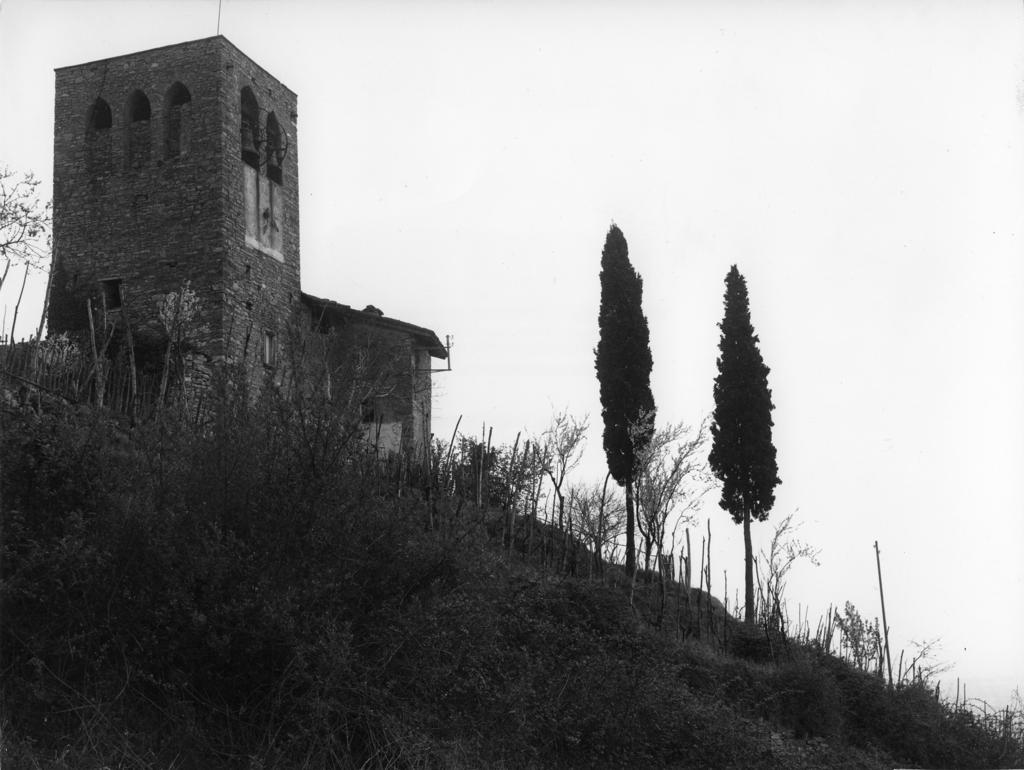 Campanile della Bastia di San Giovanni · Historify