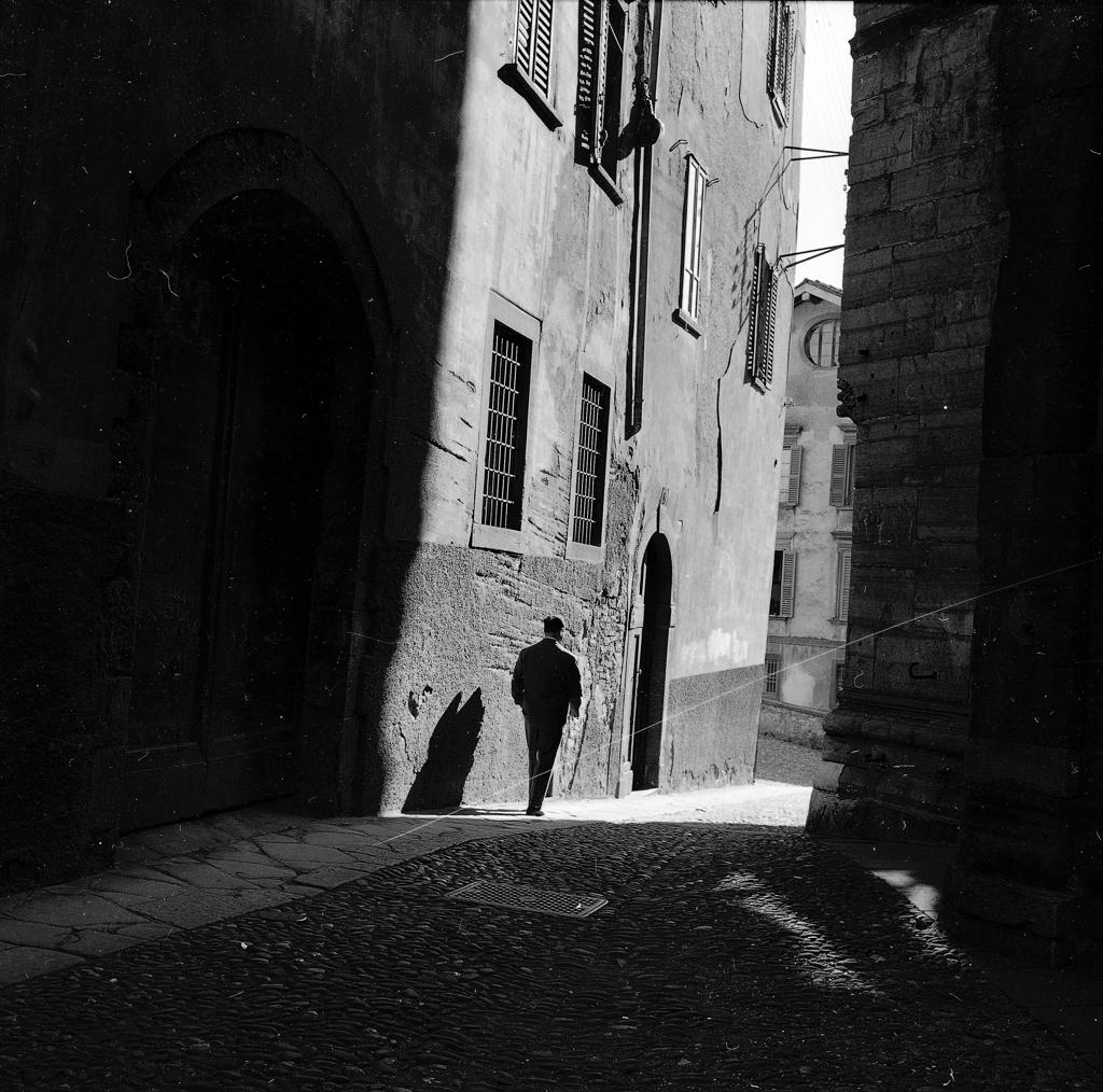 Vicoli di Città Alta · Historify