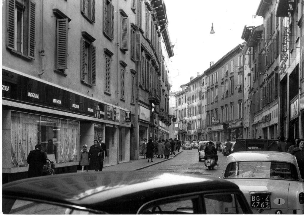 Via XX Settembre · Historify