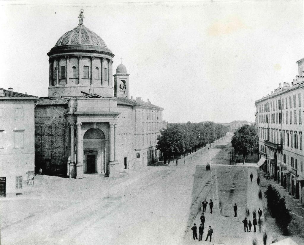 Santa Maria Immacolata Delle Grazie · Historify