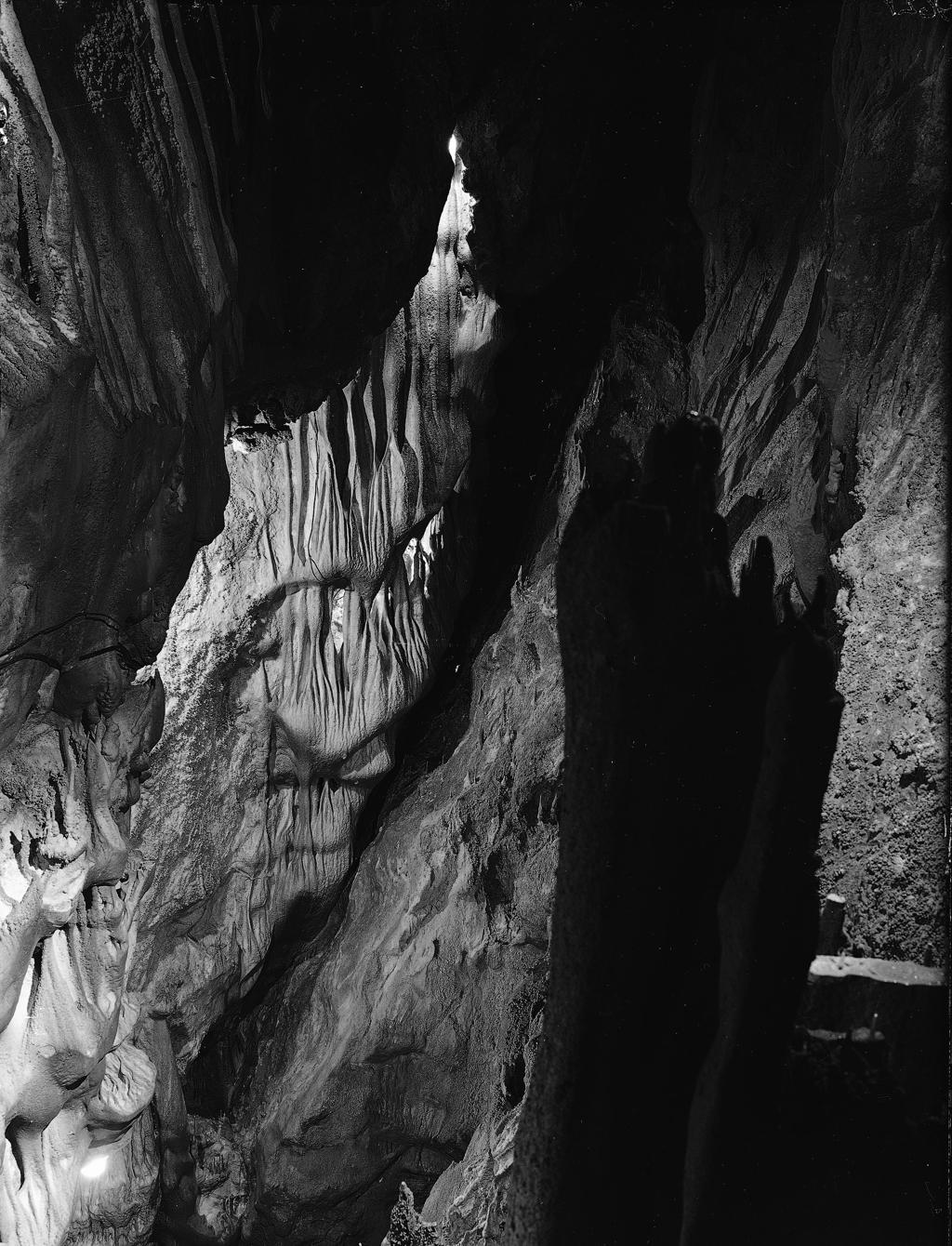 Interno Grotte · Historify