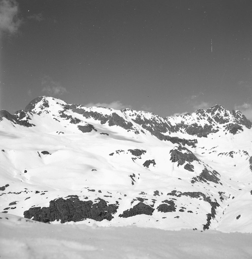 Montagne · Historify