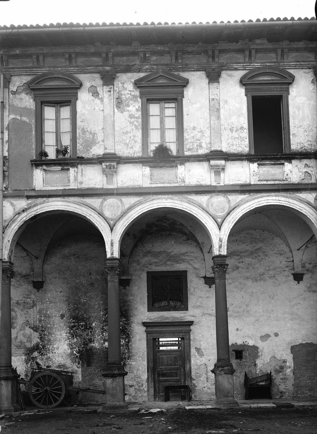 Porticati · Historify