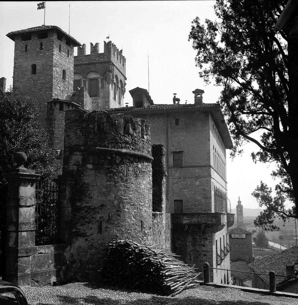 Castello Camozzi - Vertova · Historify