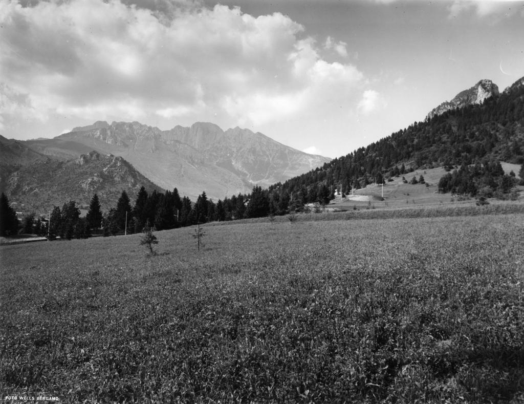 Paesaggio Primaverile Alla Cantoniera Della Presolana · Historify