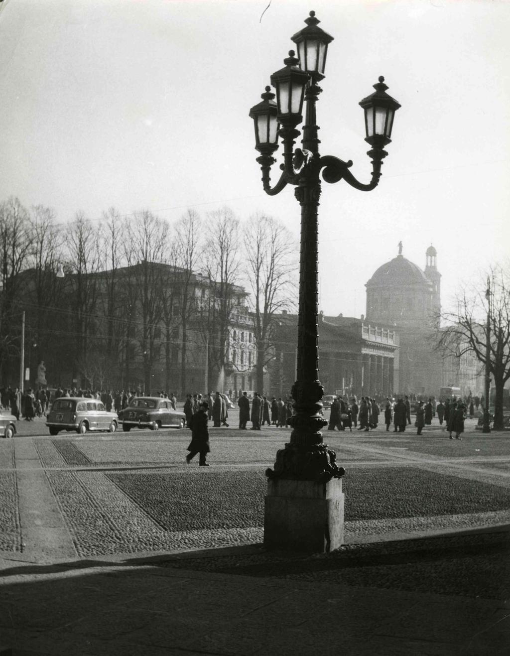 Propilei E Chiesa Santa Maria Delle Grazie In Lontananza · Historify