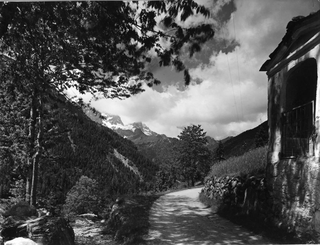 Strada Valcanale · Historify