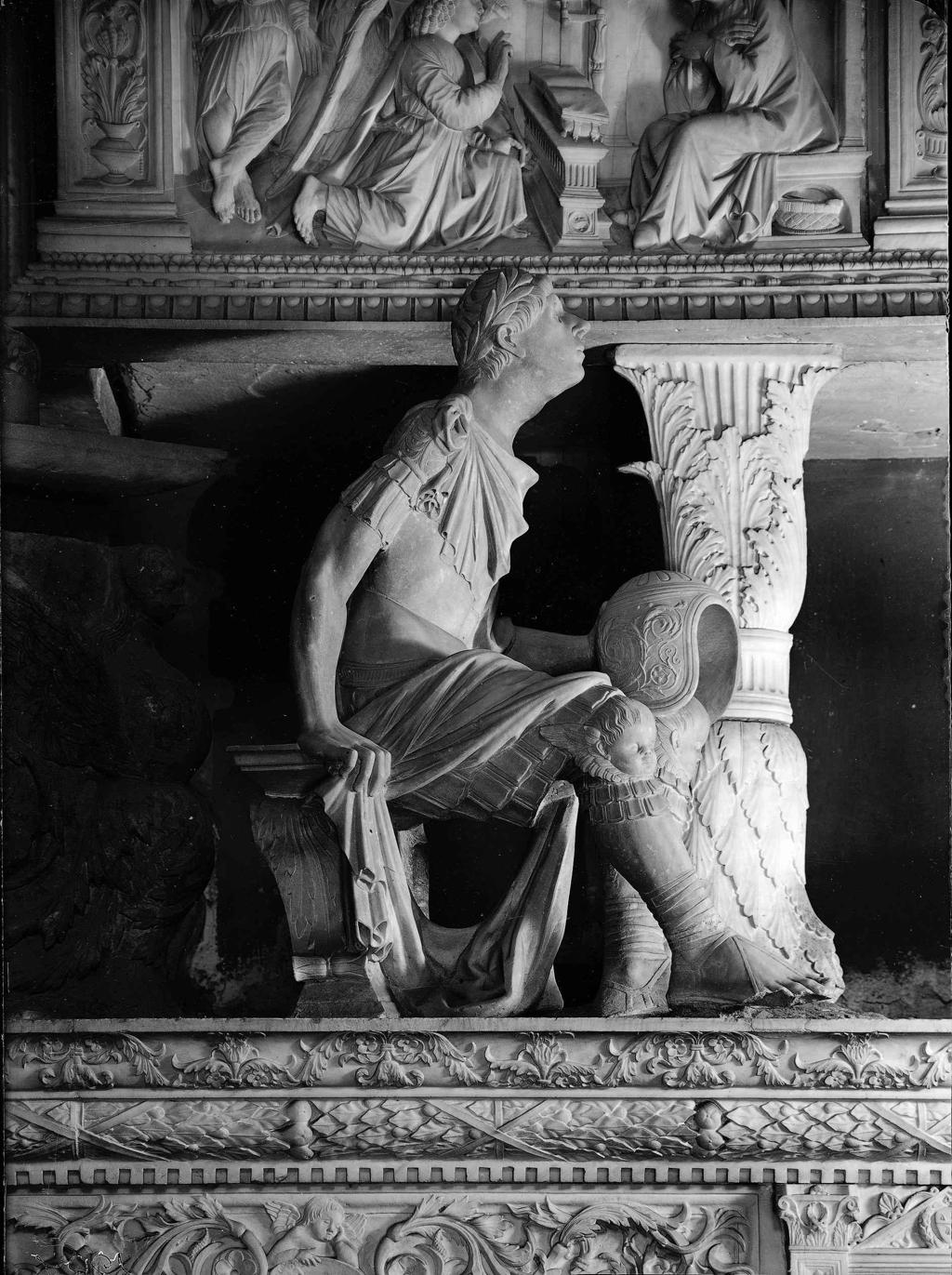 Statua · Historify