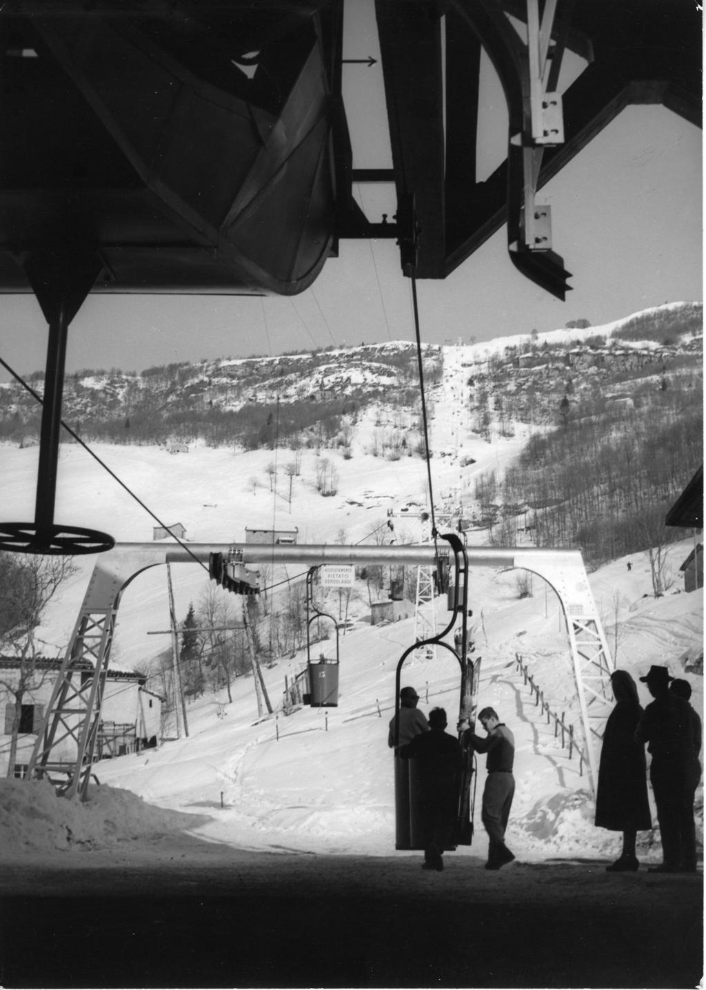 Partenza dalla bidonvia del Monte Poieto · Historify
