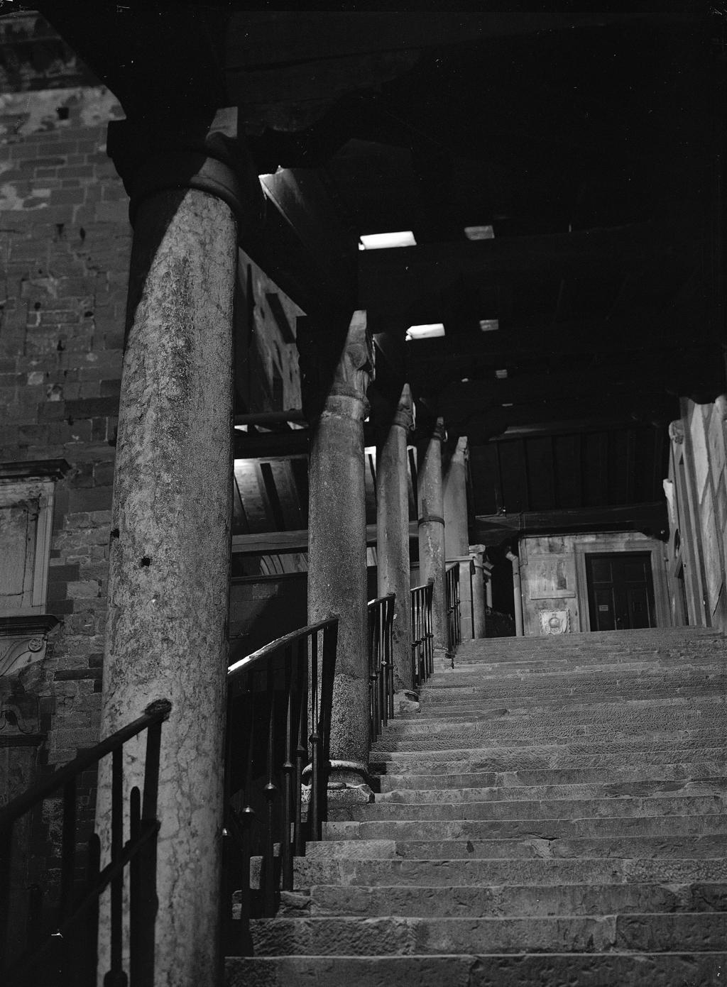 Scalinata, Palazzo della Ragione · Historify