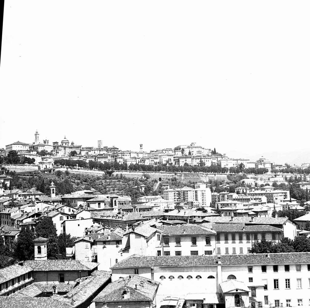 Vista di Città Alta · Historify