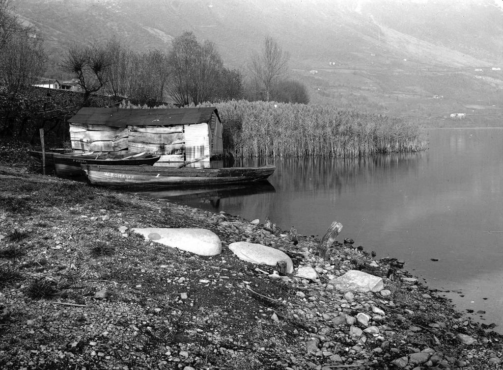 Riva Lago · Historify