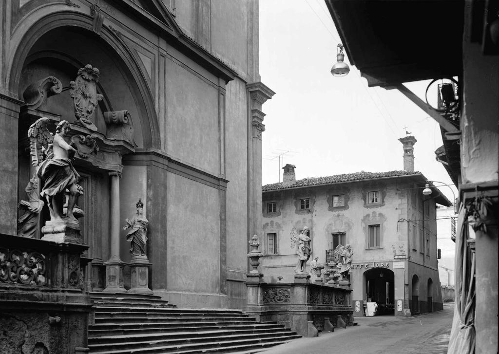 "Chiesa Vecchia" · Historify