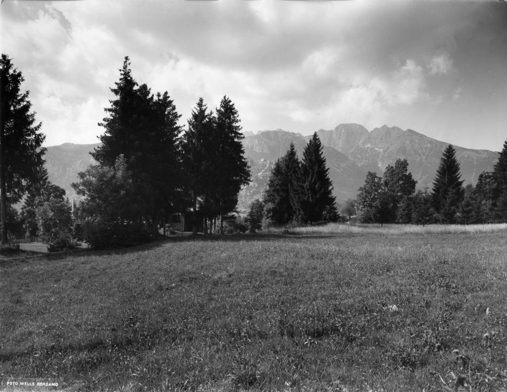 Paesaggio Primaverile Alla Cantoniera Della Presolana · Historify