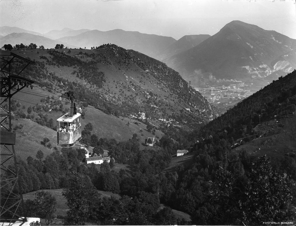 Cabinovia Selvino · Historify