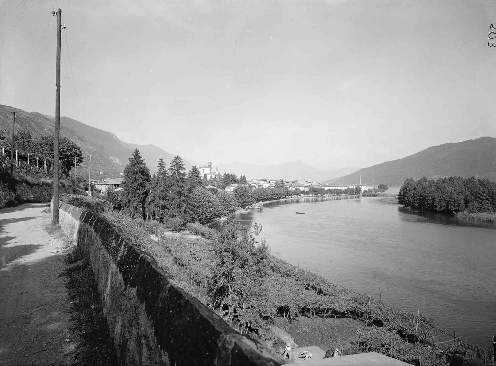 Fiume Oglio Che Scorre · Historify