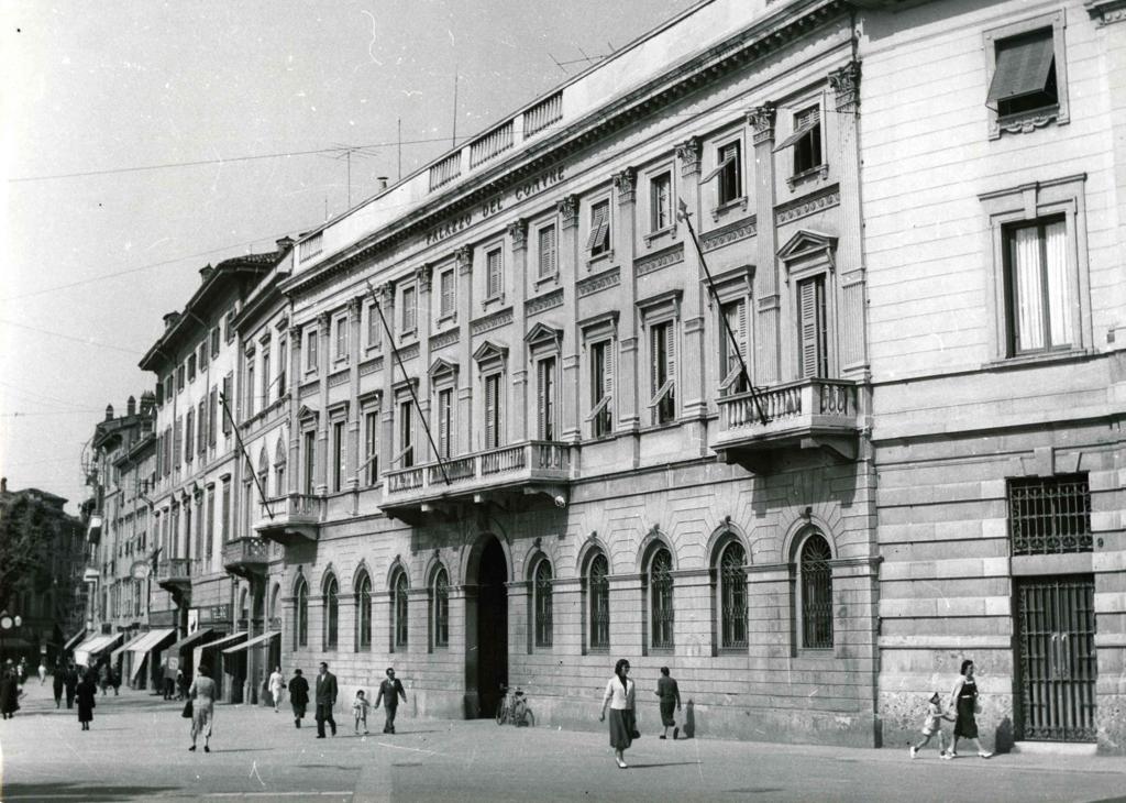 Palazzo Del Comune · Historify